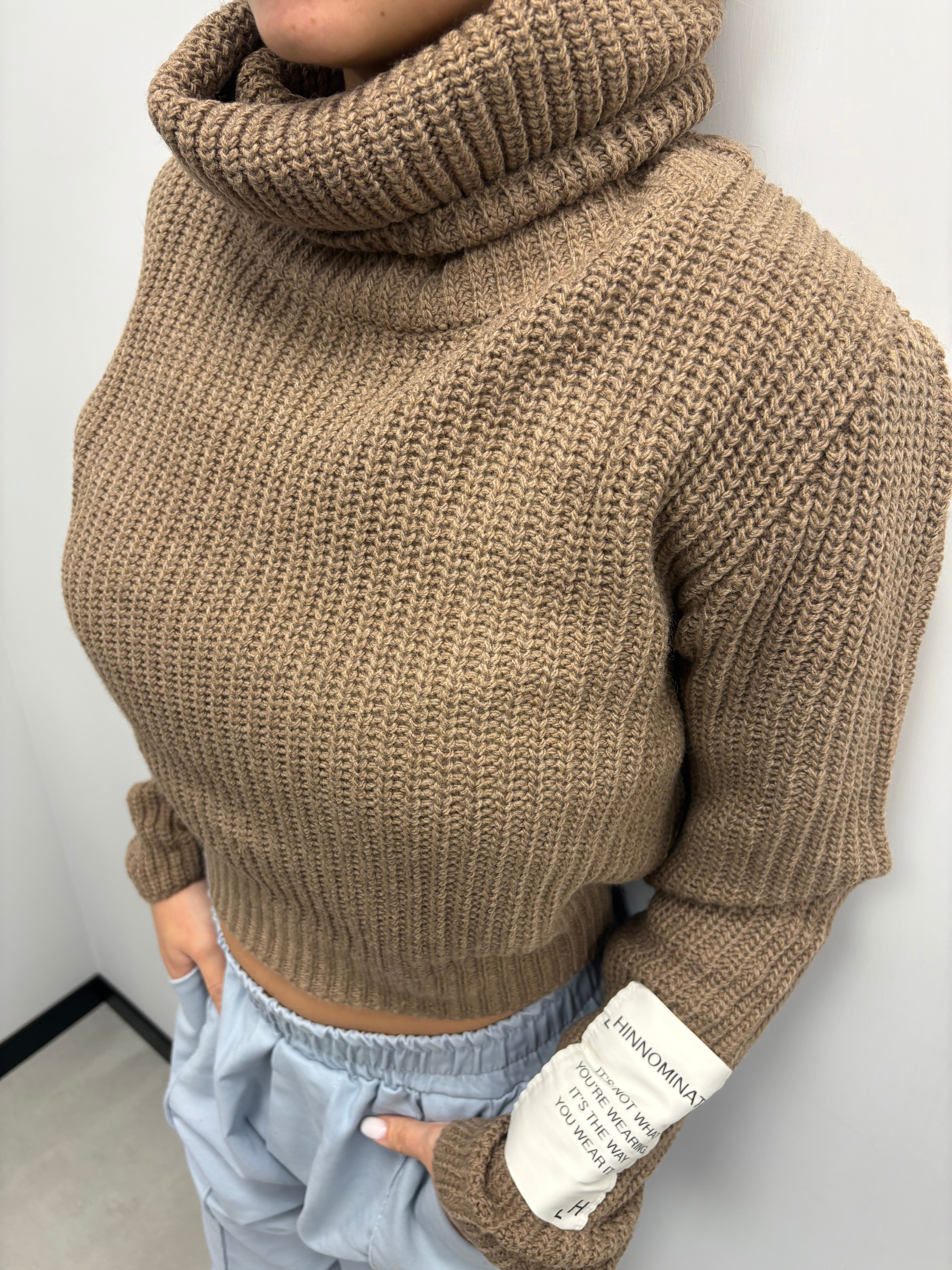 HINNOMINATE MAGLIONE COLLO ALTO COSTA PERLATA