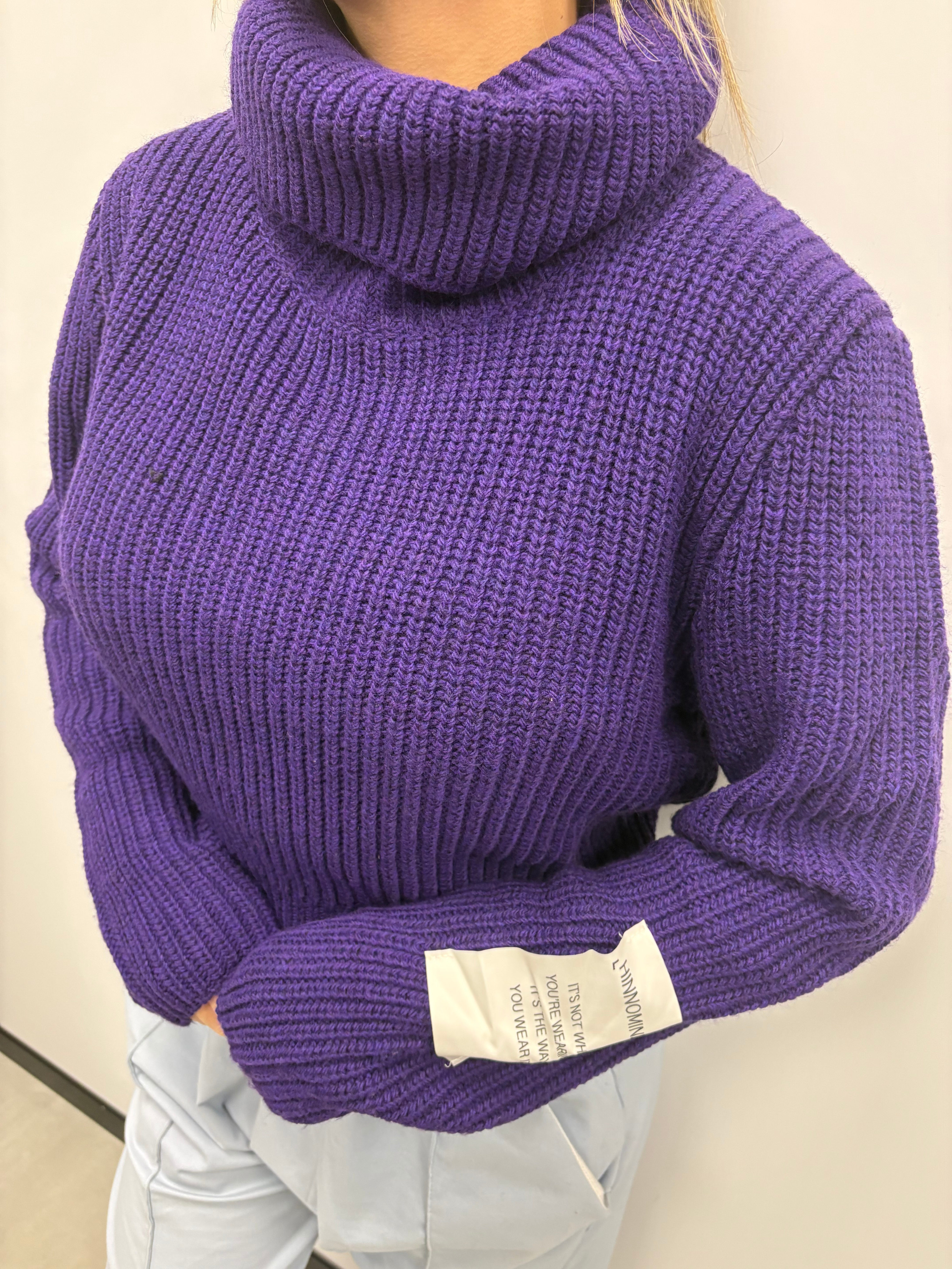 HINNOMINATE MAGLIONE COLLO ALTO COSTA PERLATA