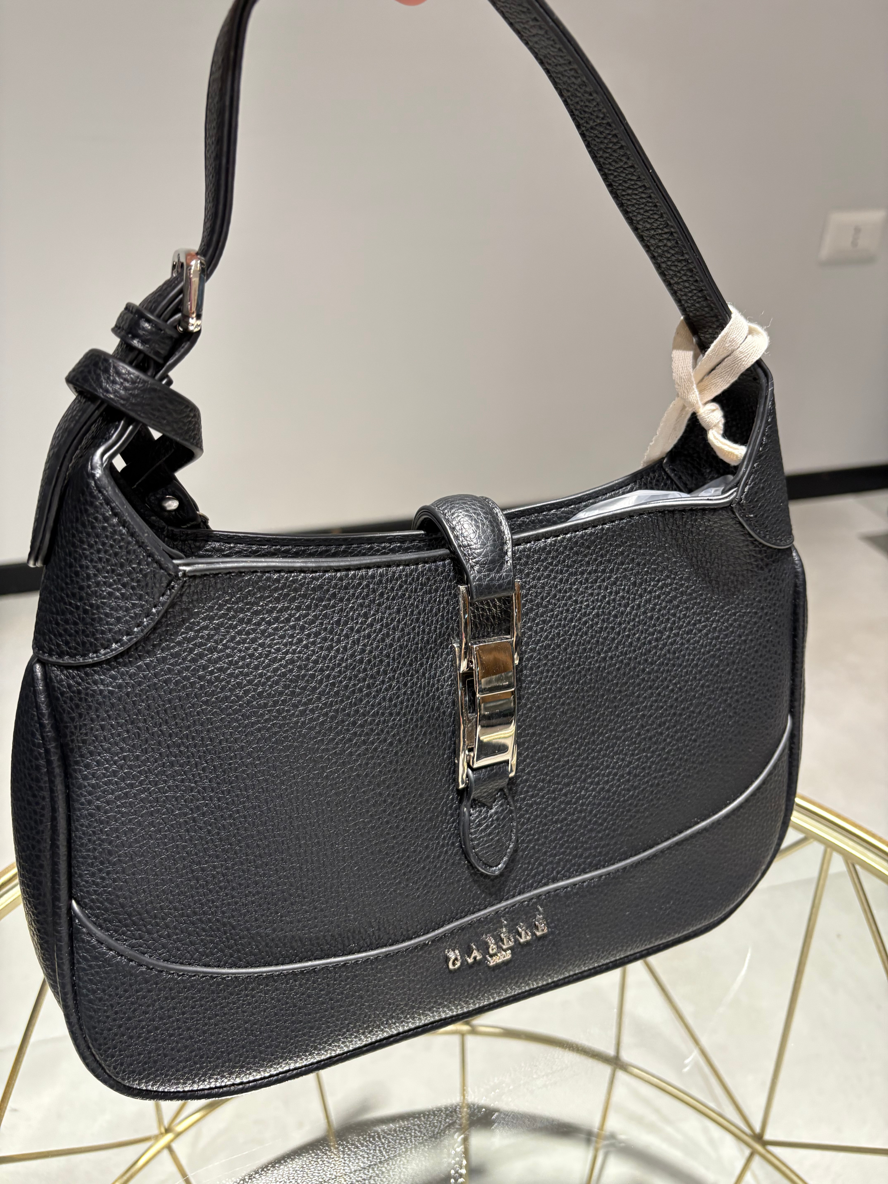 GAELLE HOBO BAG NERA