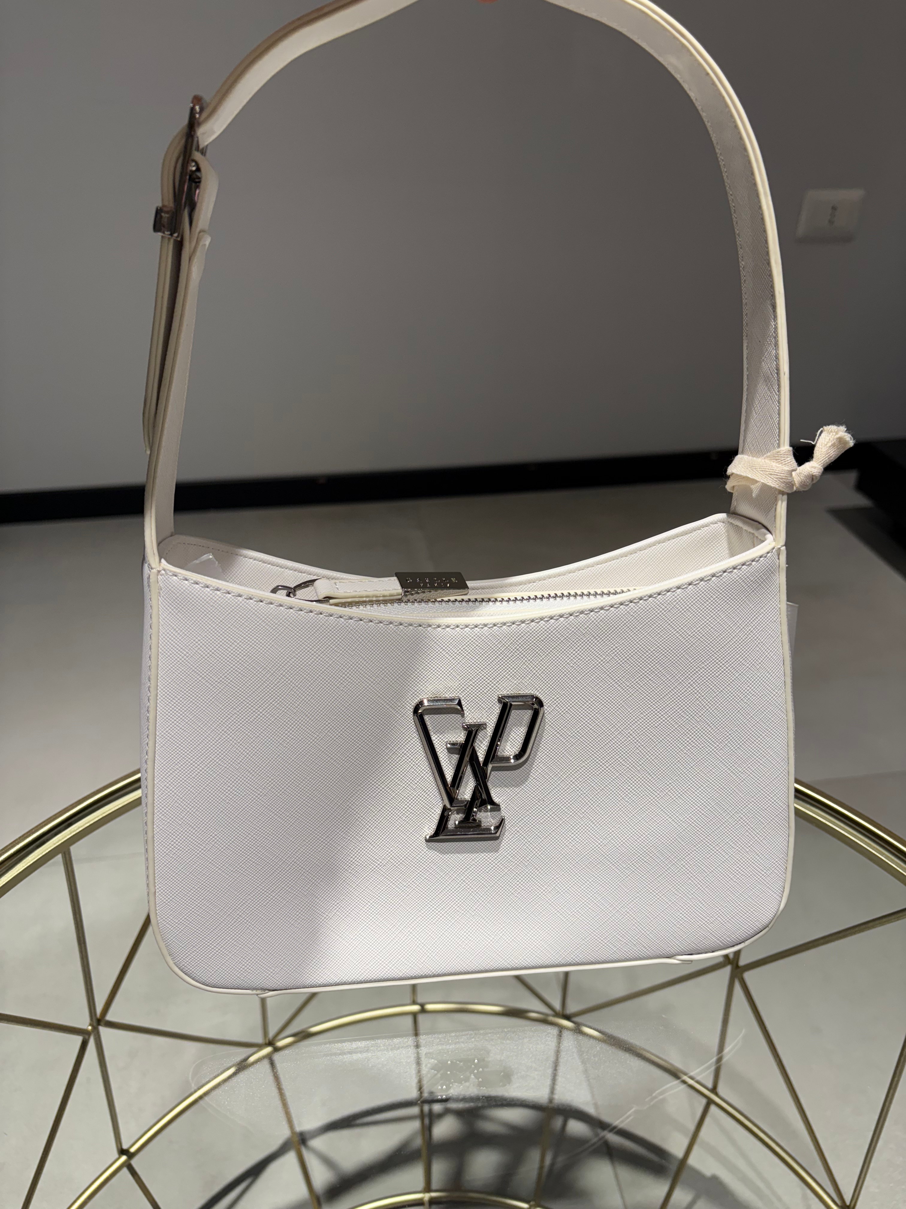 GAELLE REG HOBO BAG SAFFIANO BIANCA