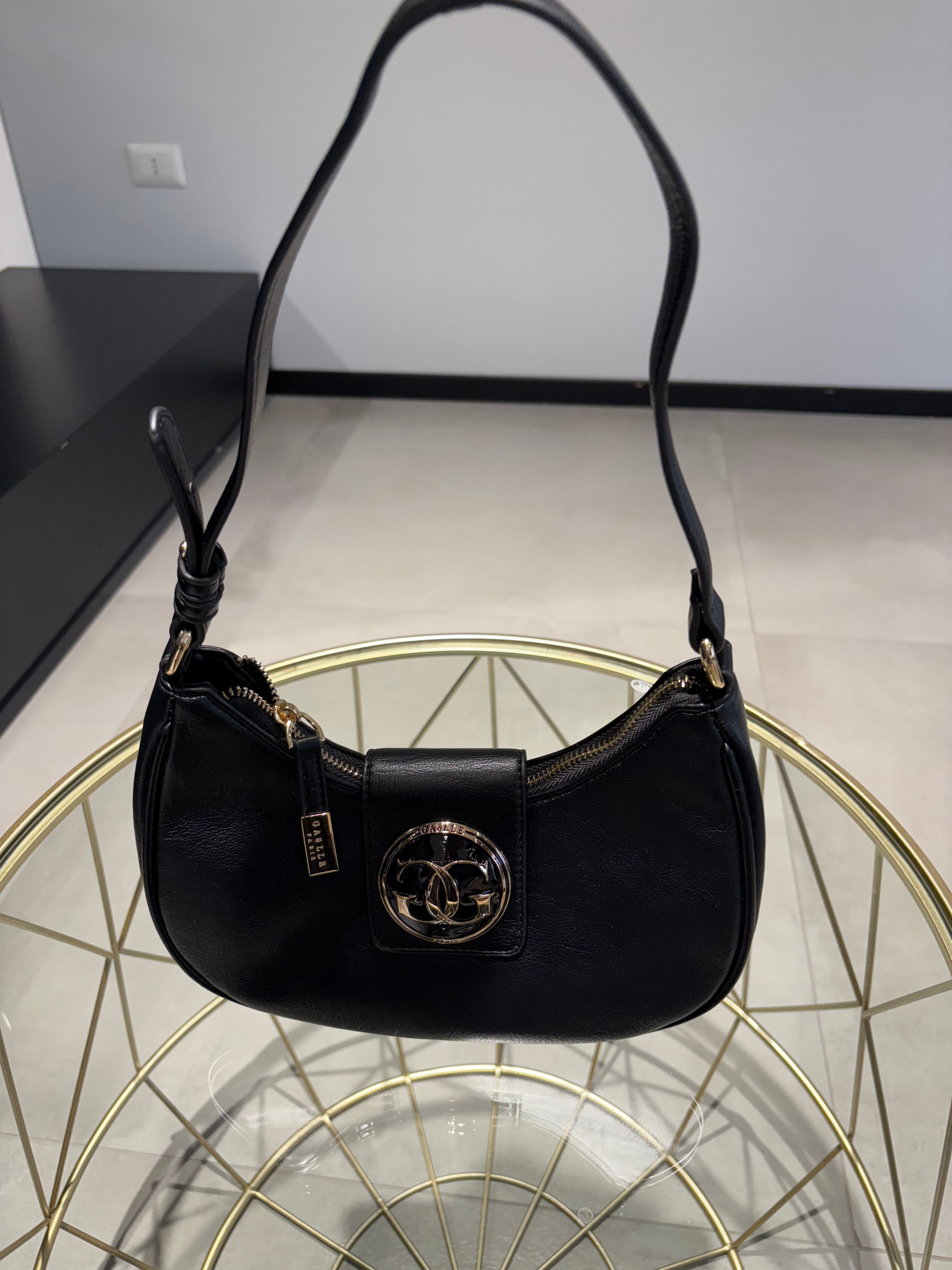 GAELLE REG HOBO APPLICAZIONE SMALTATA IN TONO