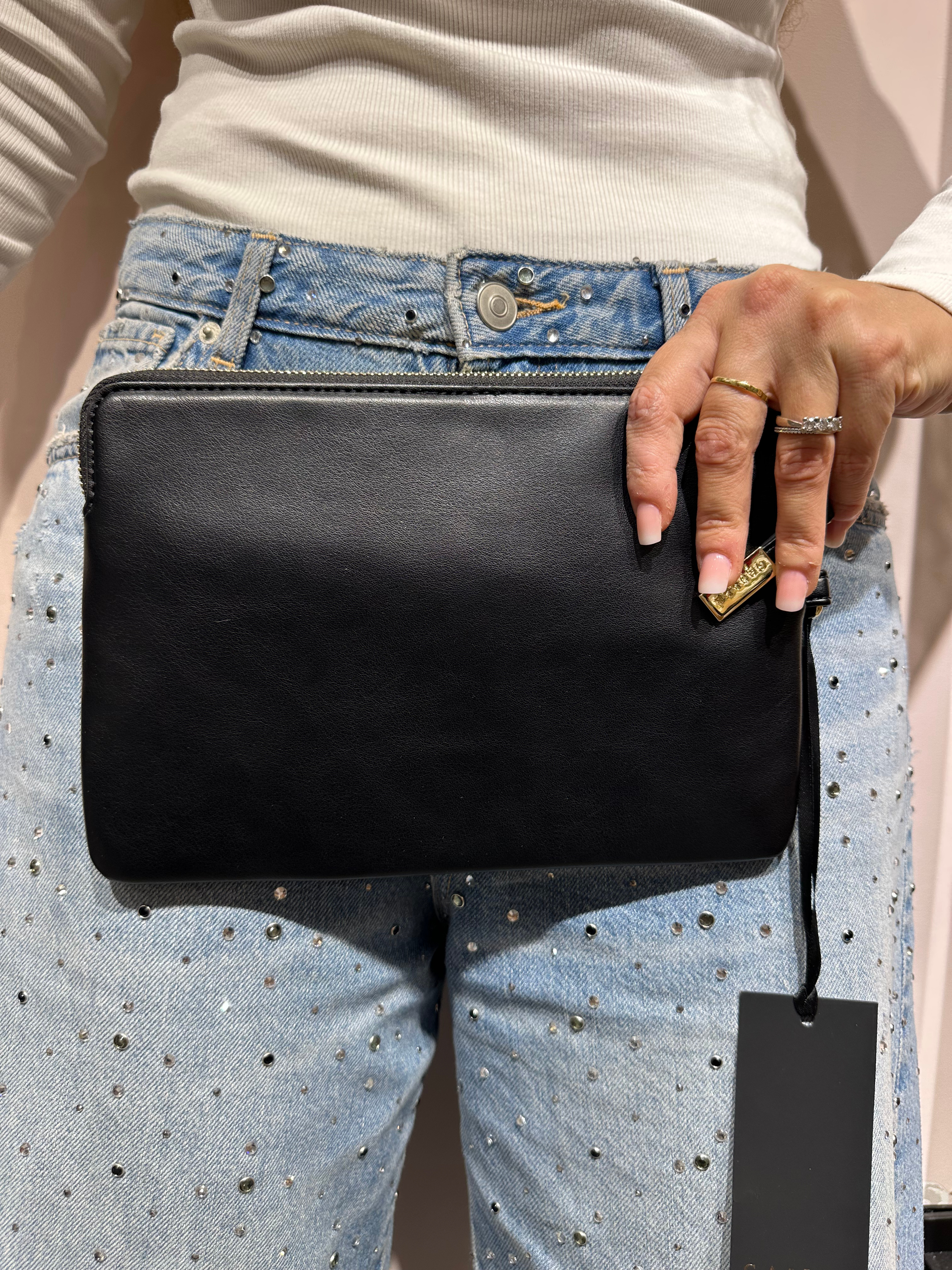 GAELLE POCHETTE NERA CON INSERTI ORO DOUBLE GG