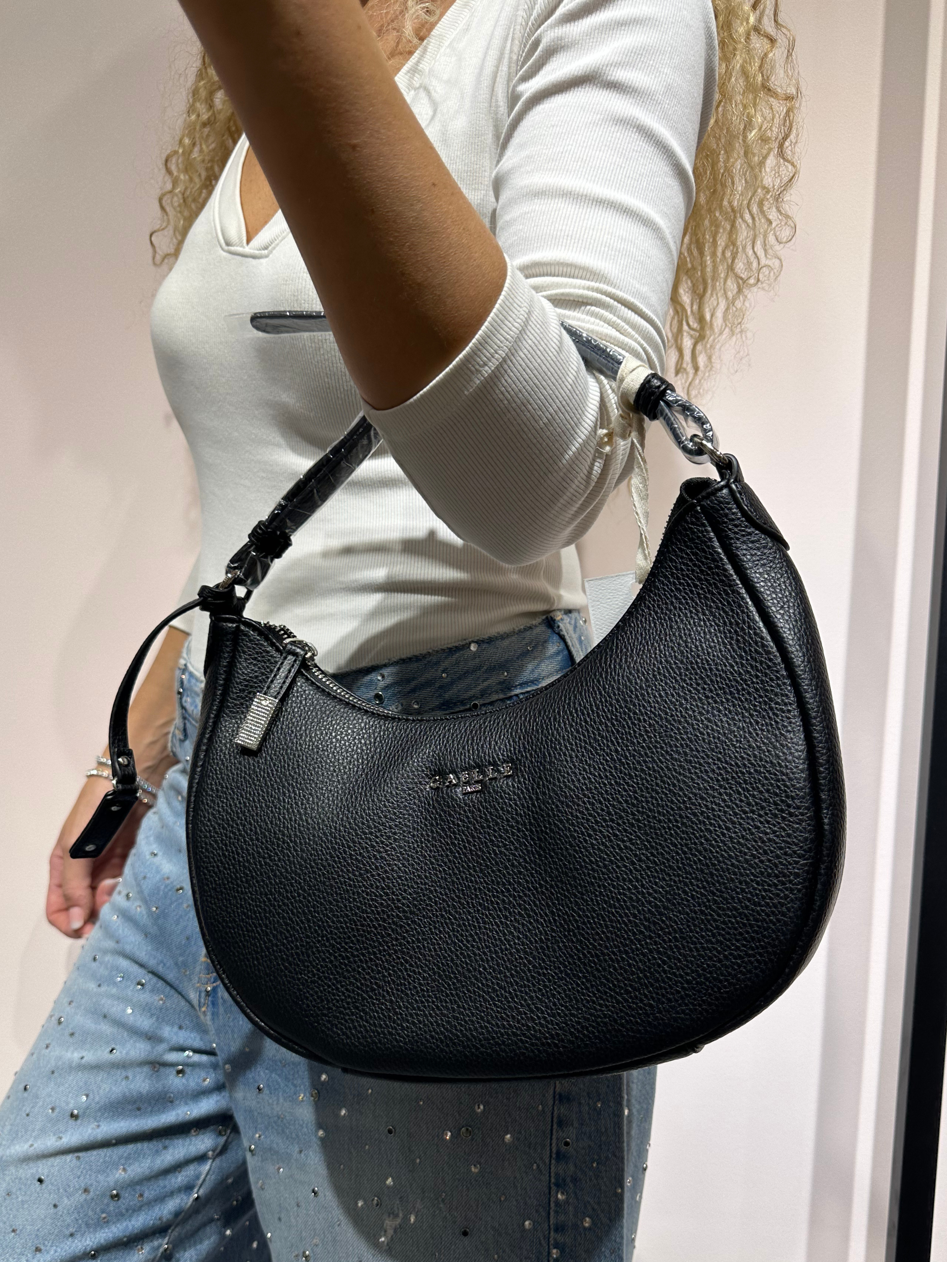 GAELLE BORZA REGOLABILE MEZZA LUNA NERA CON LOGO ARGENTO