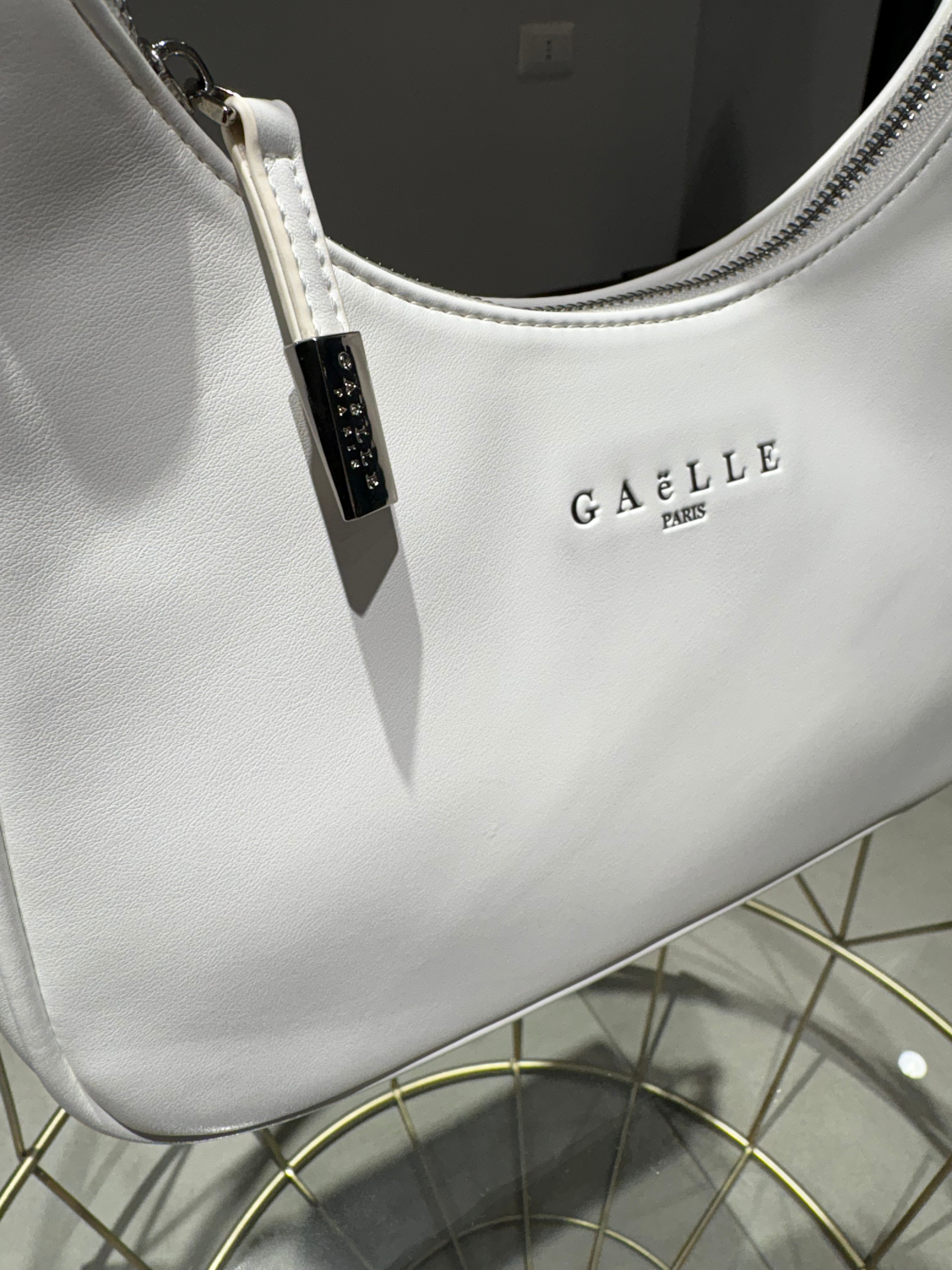 GAELLE REG SHOULDER BIANCA CON LOGO