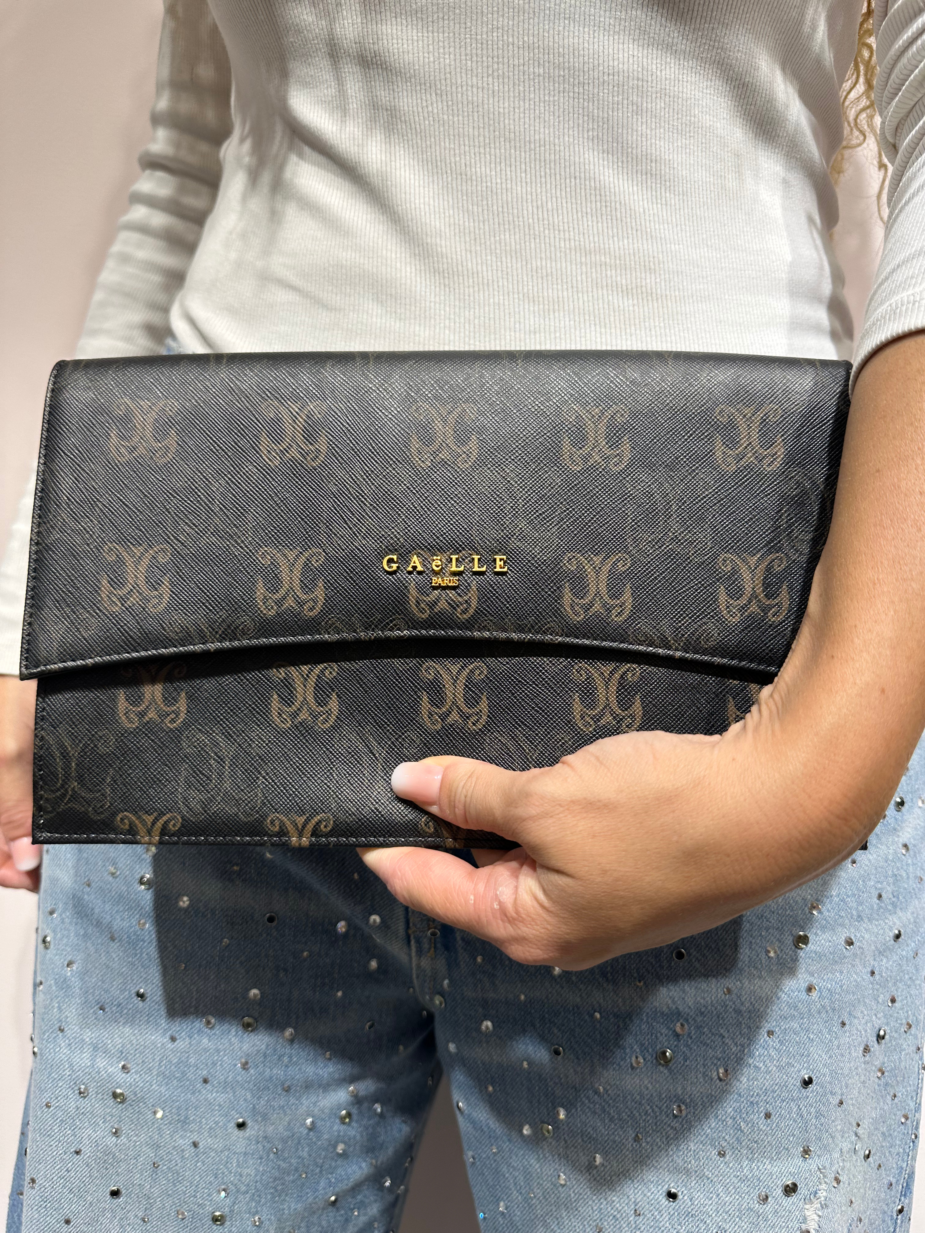 GAELLE POCHETTE CON STAMPA E INSERTI ORO