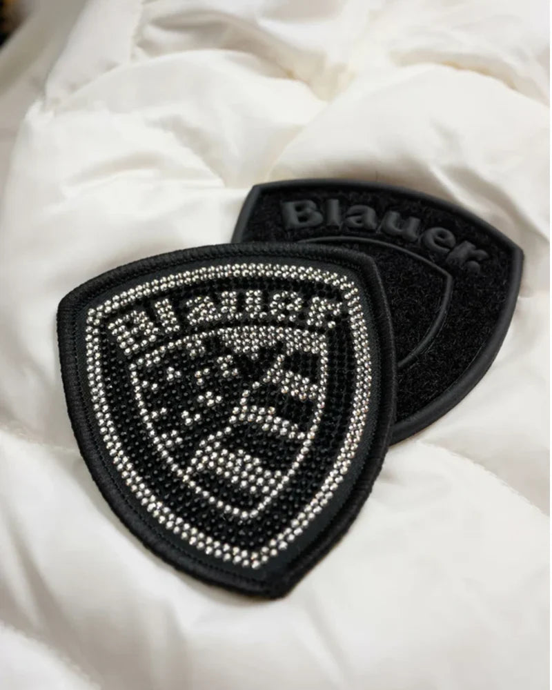 Piumino Blauer corto con cappuccio in pelliccia