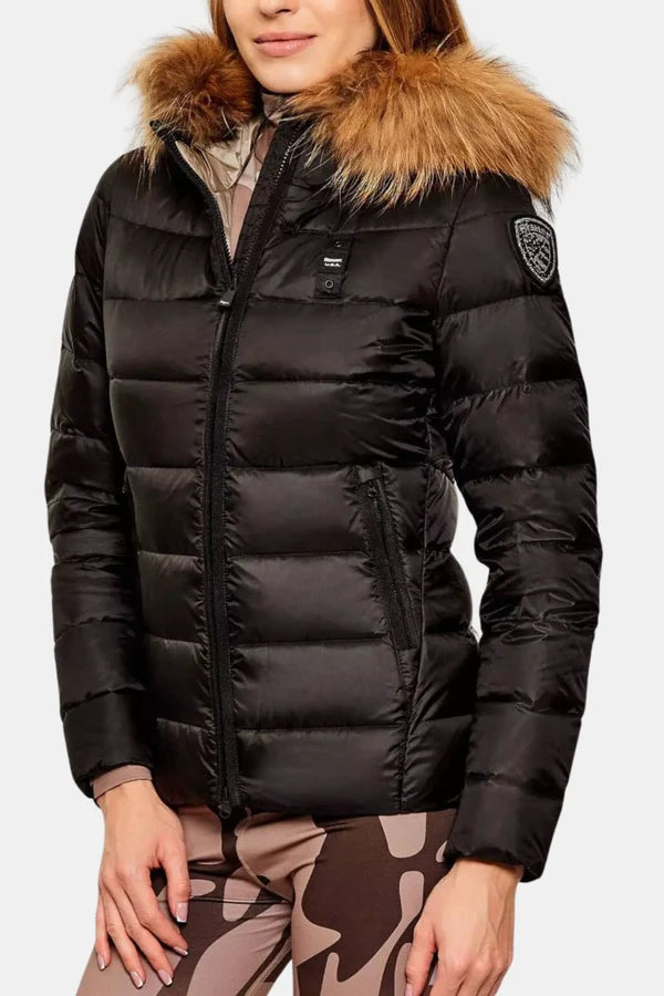 Piumino Blauer corto con cappuccio in pelliccia