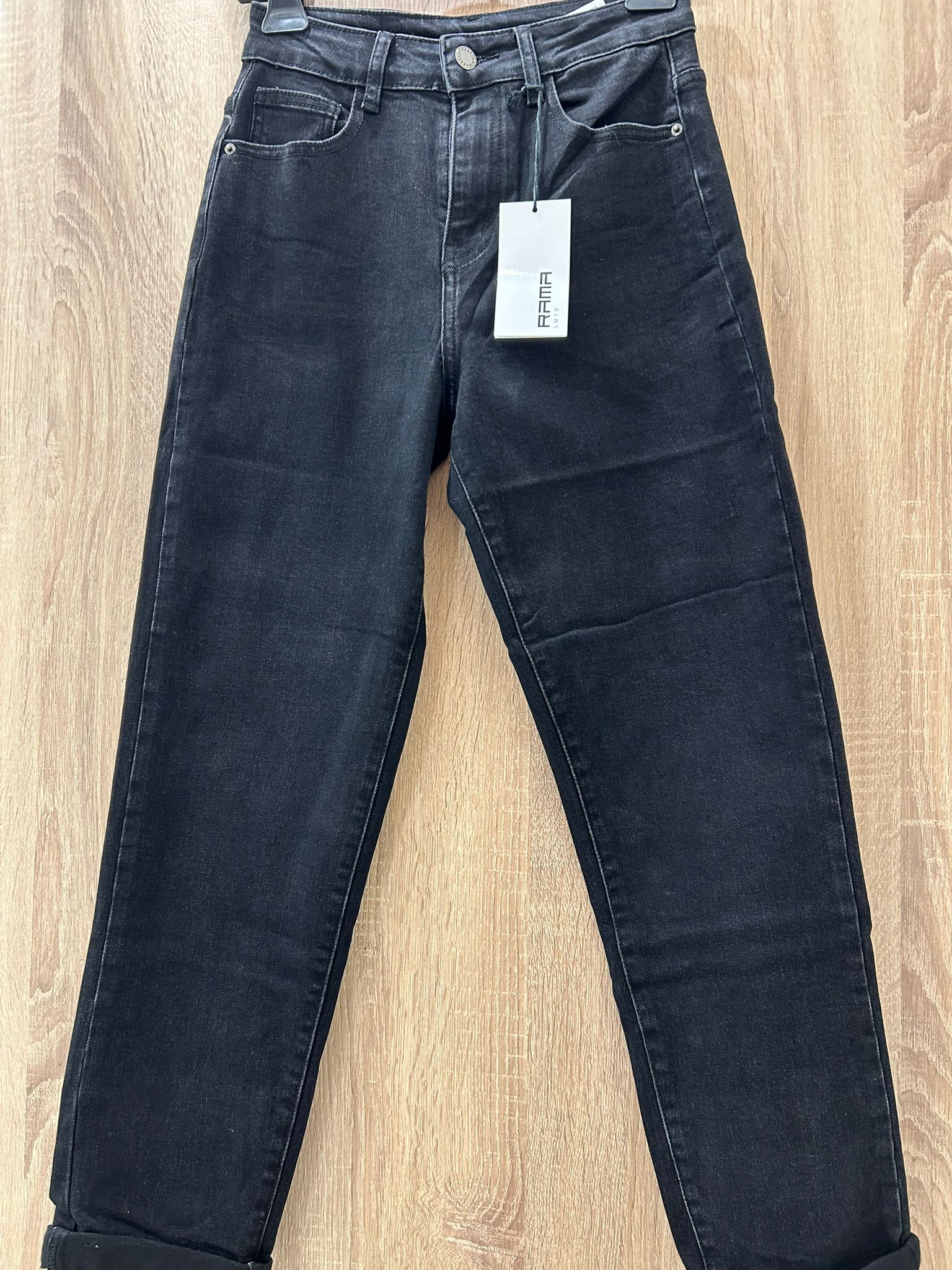 Jeans Rama modello stretto