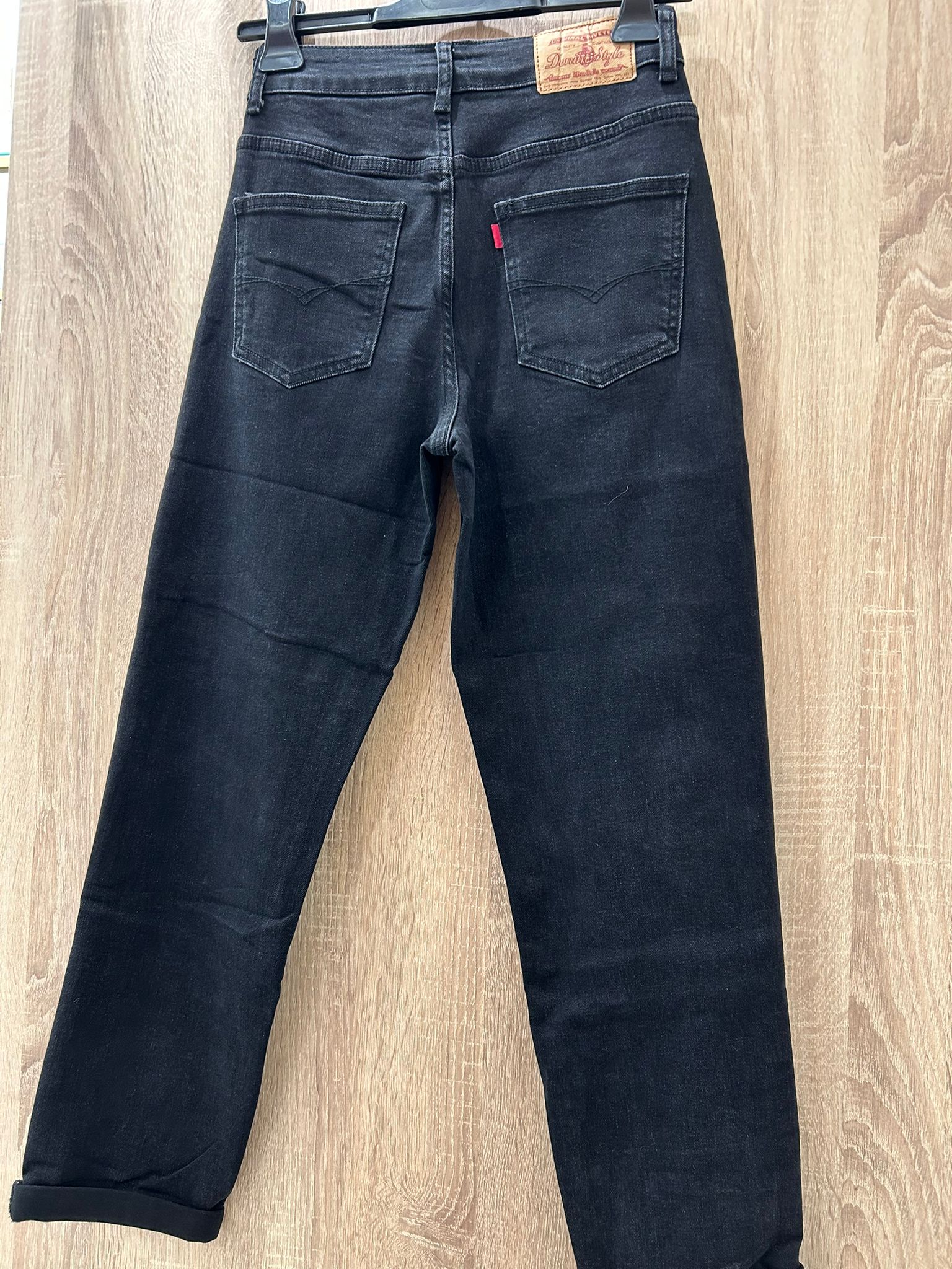 Jeans Rama modello stretto
