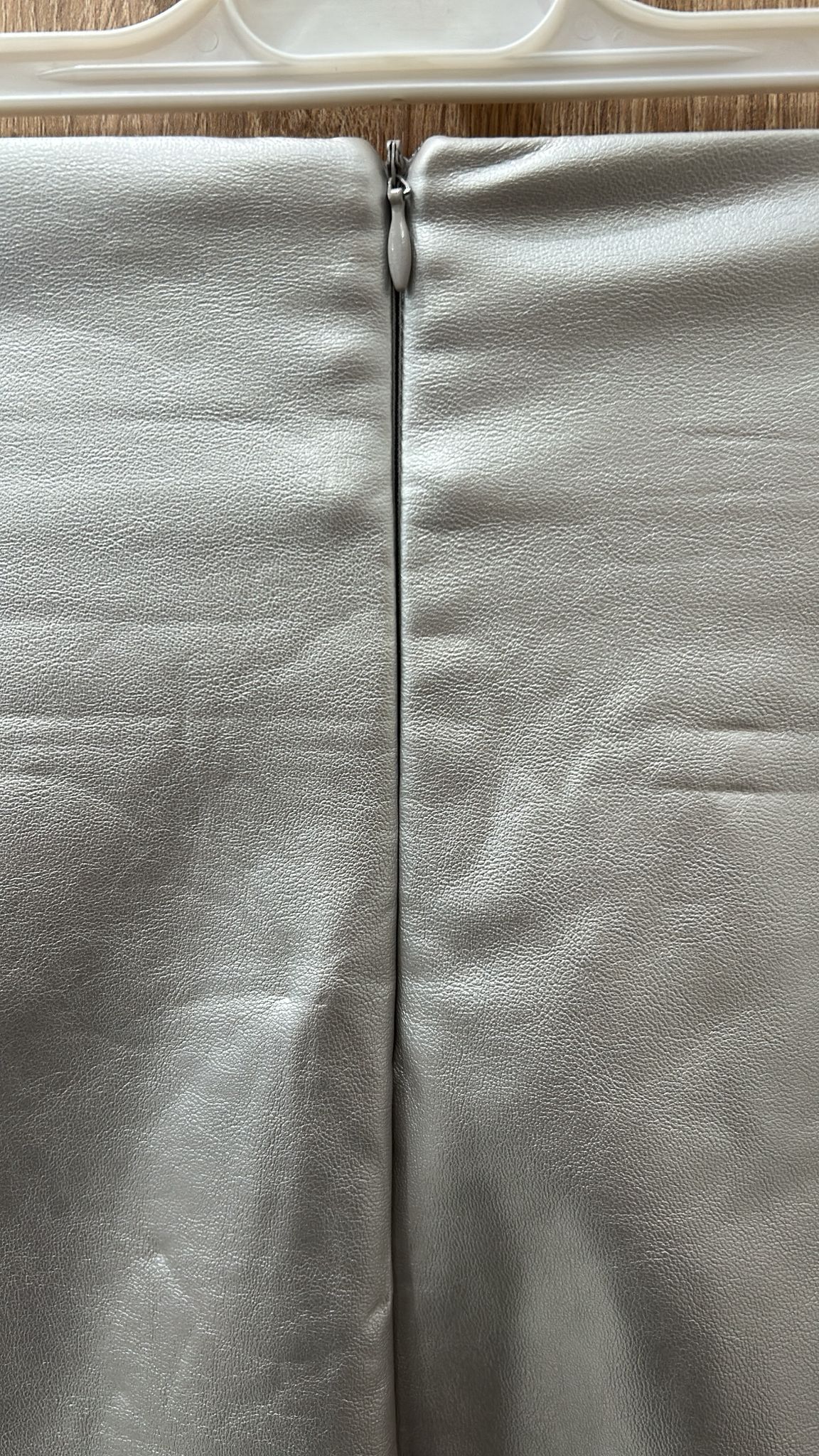 Gonna Que Guapa in pelle