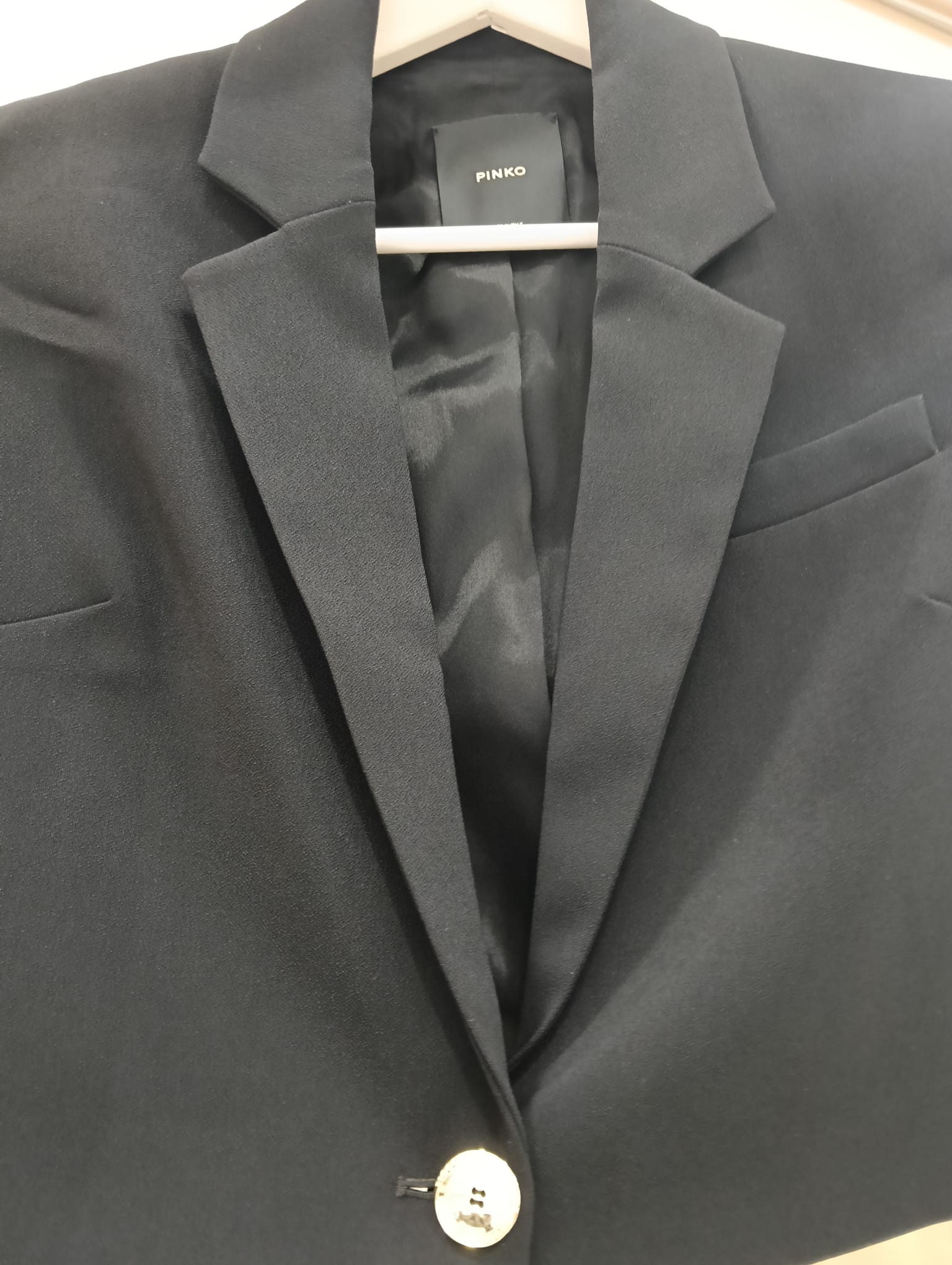 Giacchino Pinko modello giacca