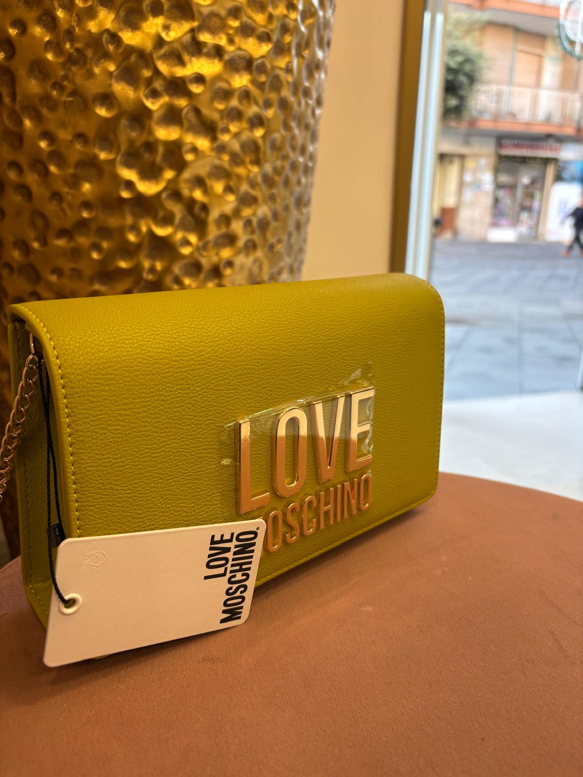 Borsa Love Moschino logata in oro