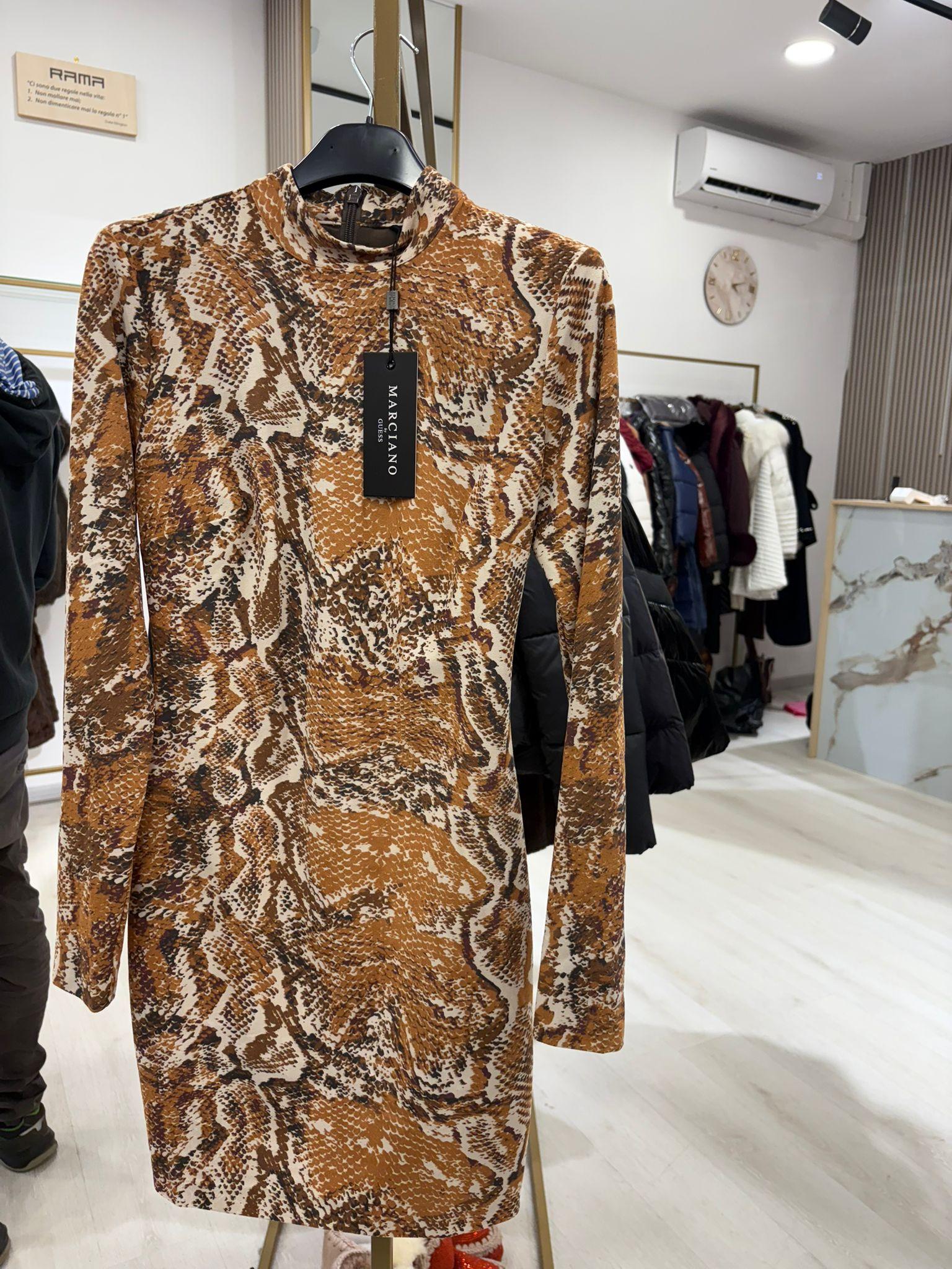 Abito Guess Marciano corto, manica lunga a collo alto