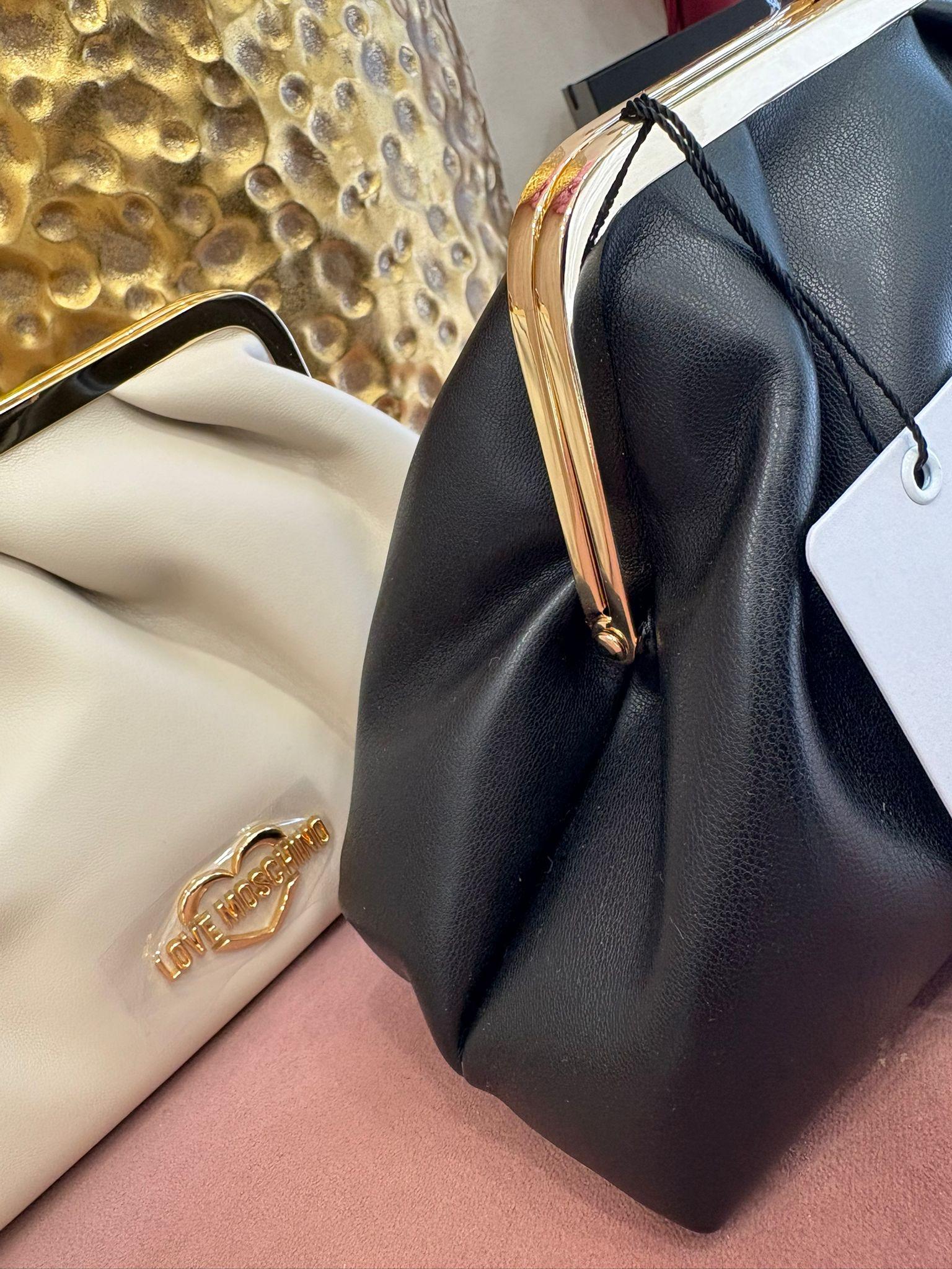 Borsetta Love Moschino con Dettaglio Dorato