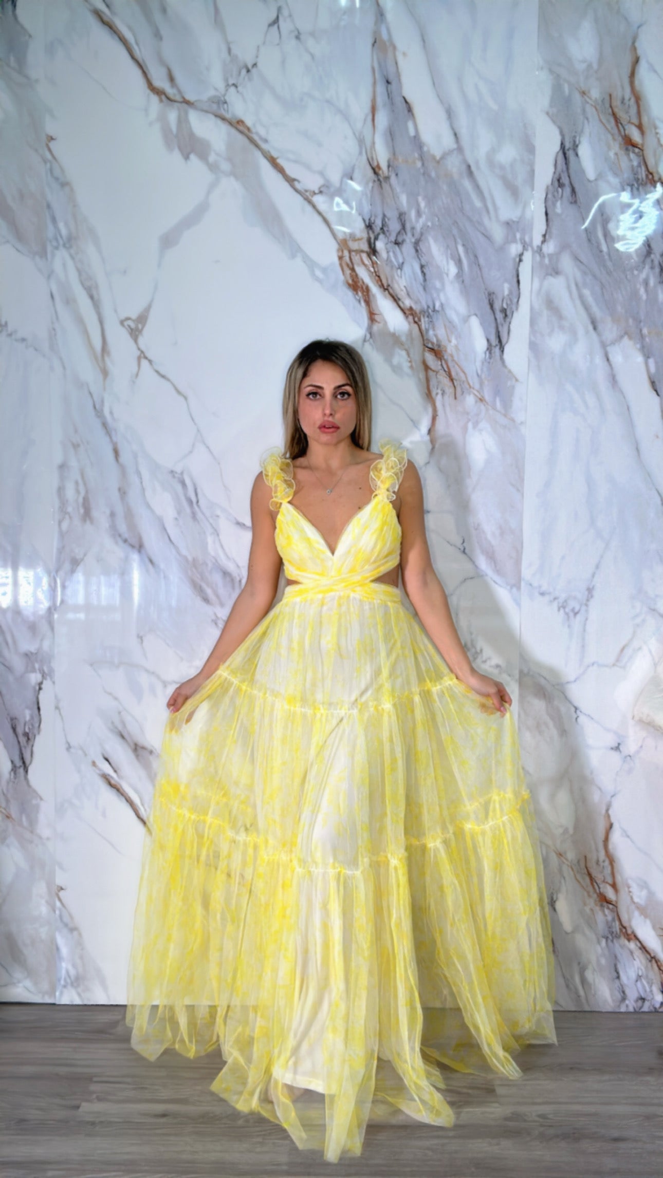 VESTITO TULLE E TAGLI CUT-OUT FLOWERS