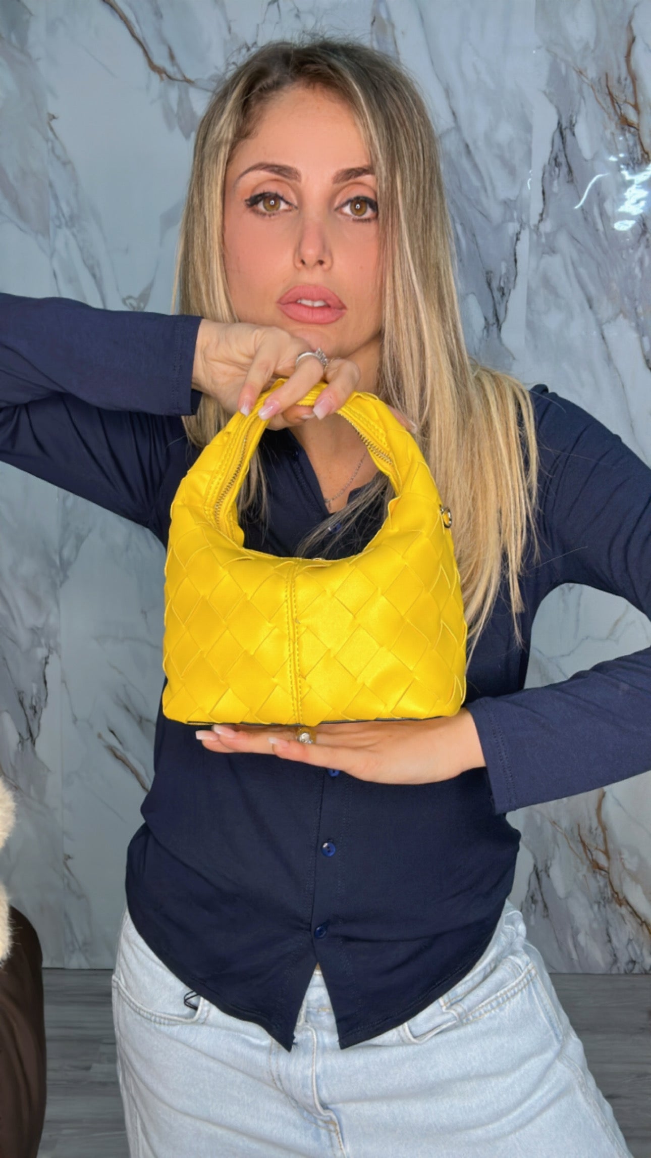 BORSA A MANO NIZZA