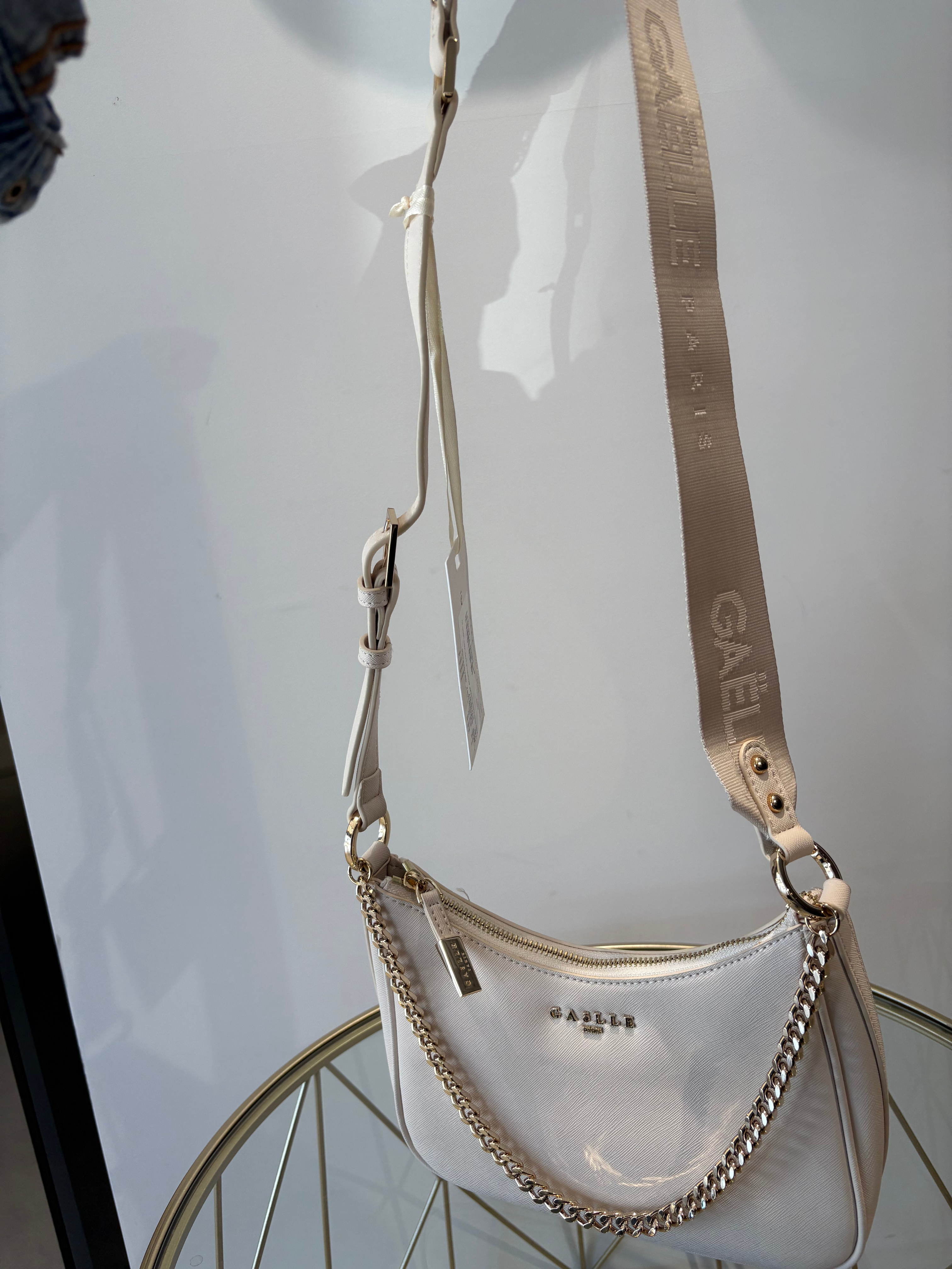 GAELLE SHOULDER SAFFIANO