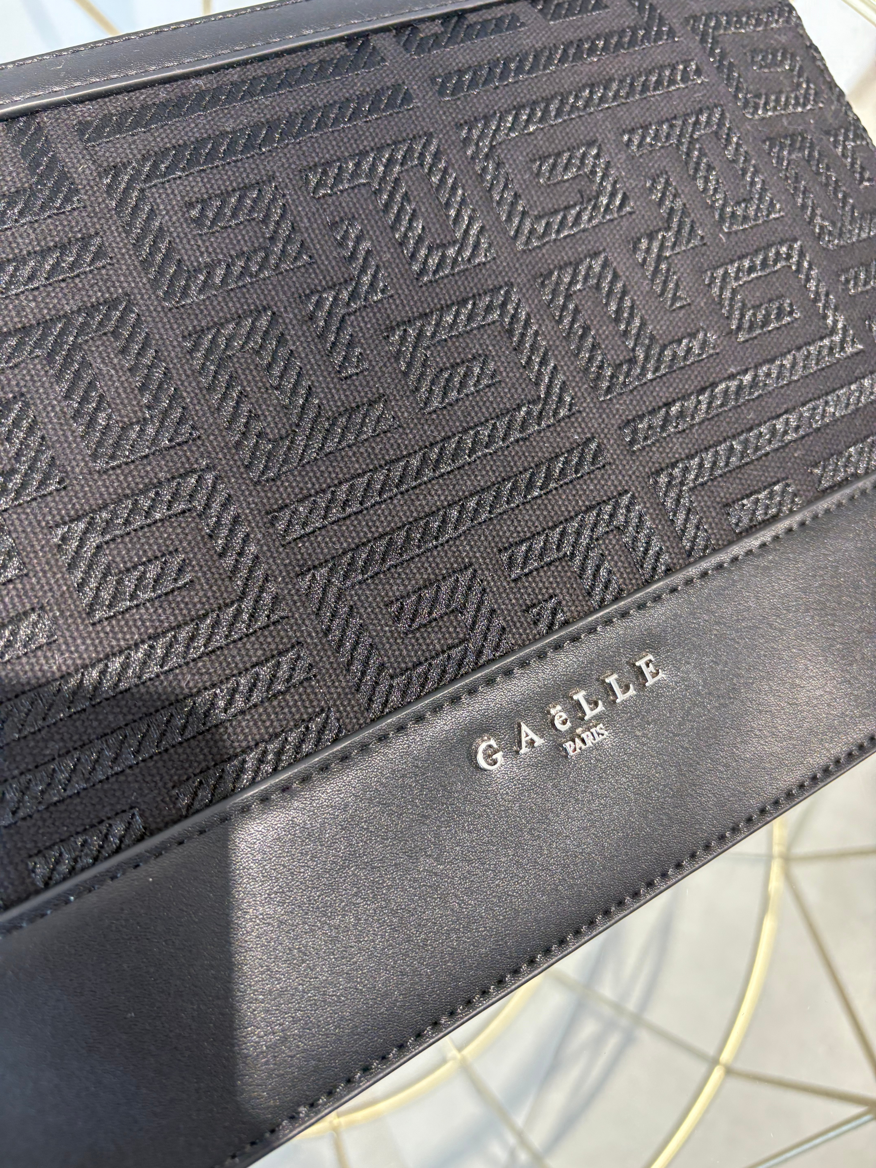 GAELLE POCHETTE CANVA