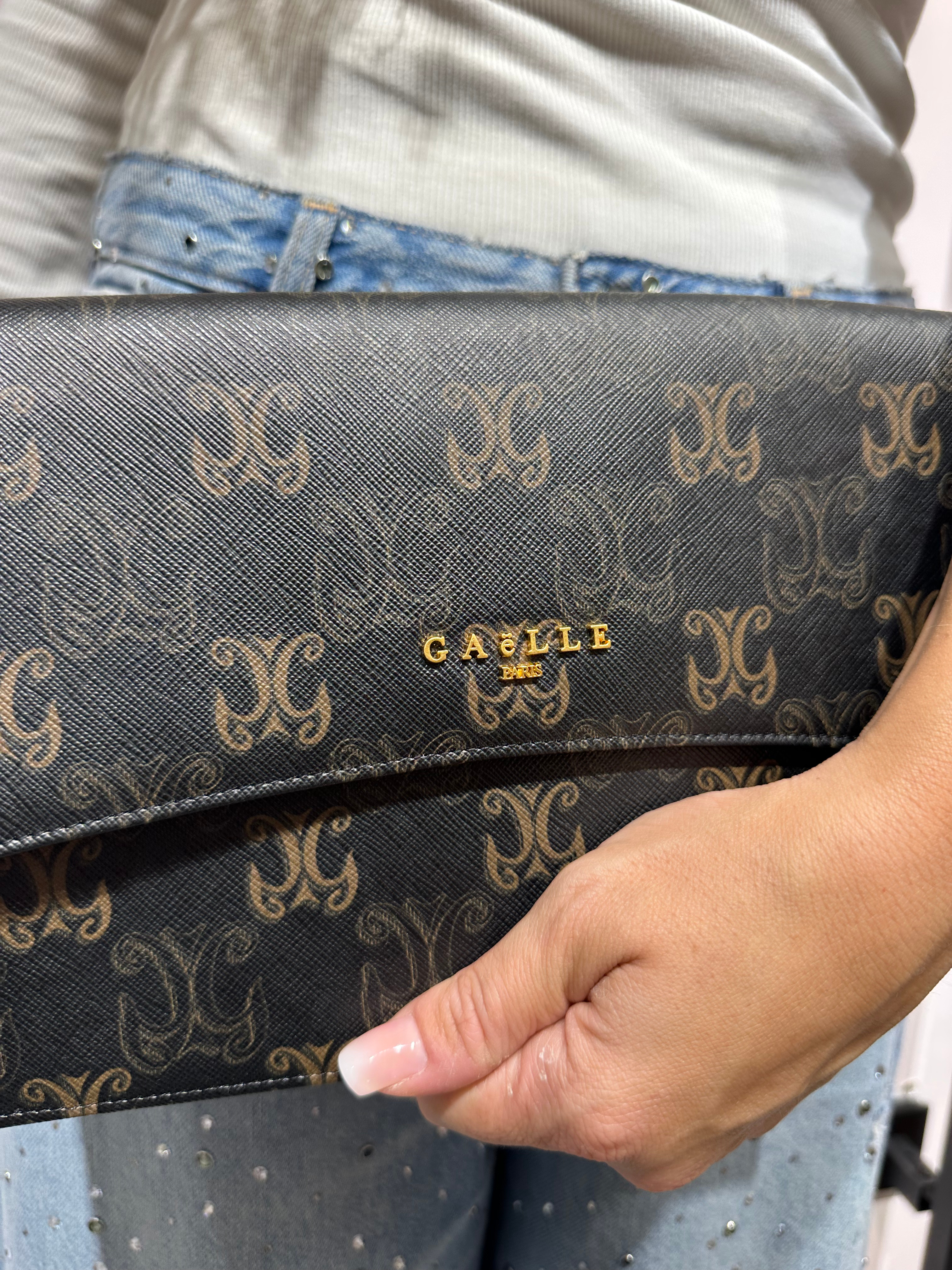 GAELLE POCHETTE CON STAMPA E INSERTI ORO