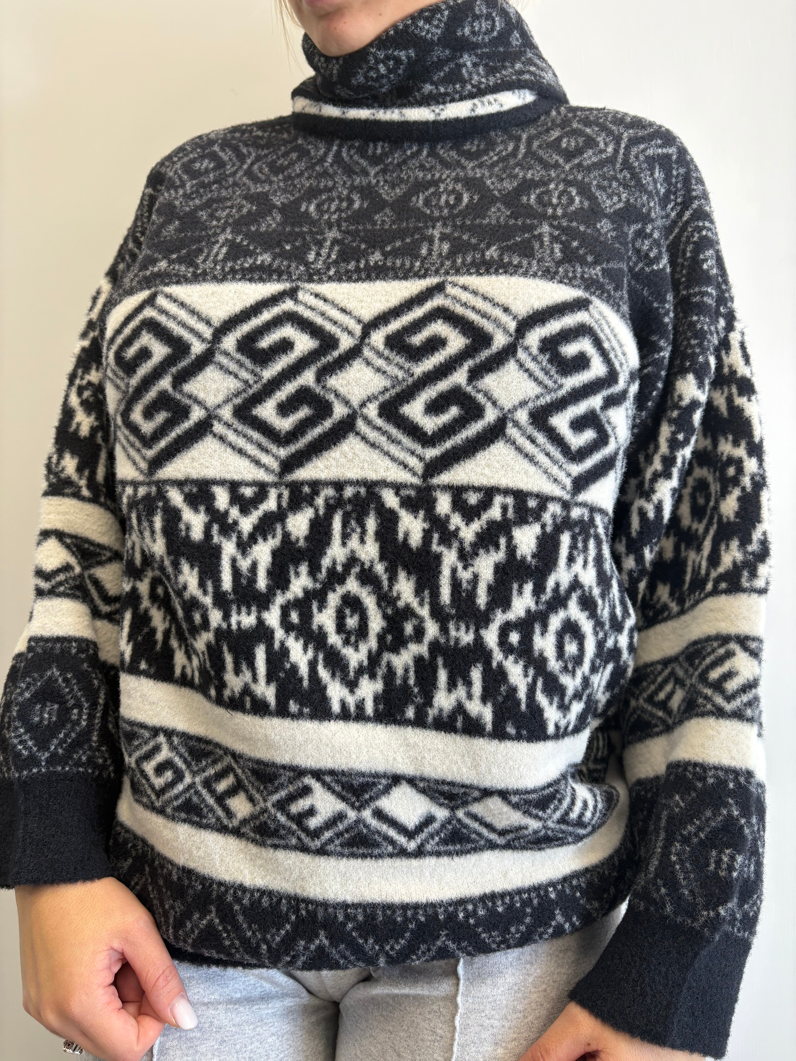 GAELLE MAGLIONE BIANCO E NERO