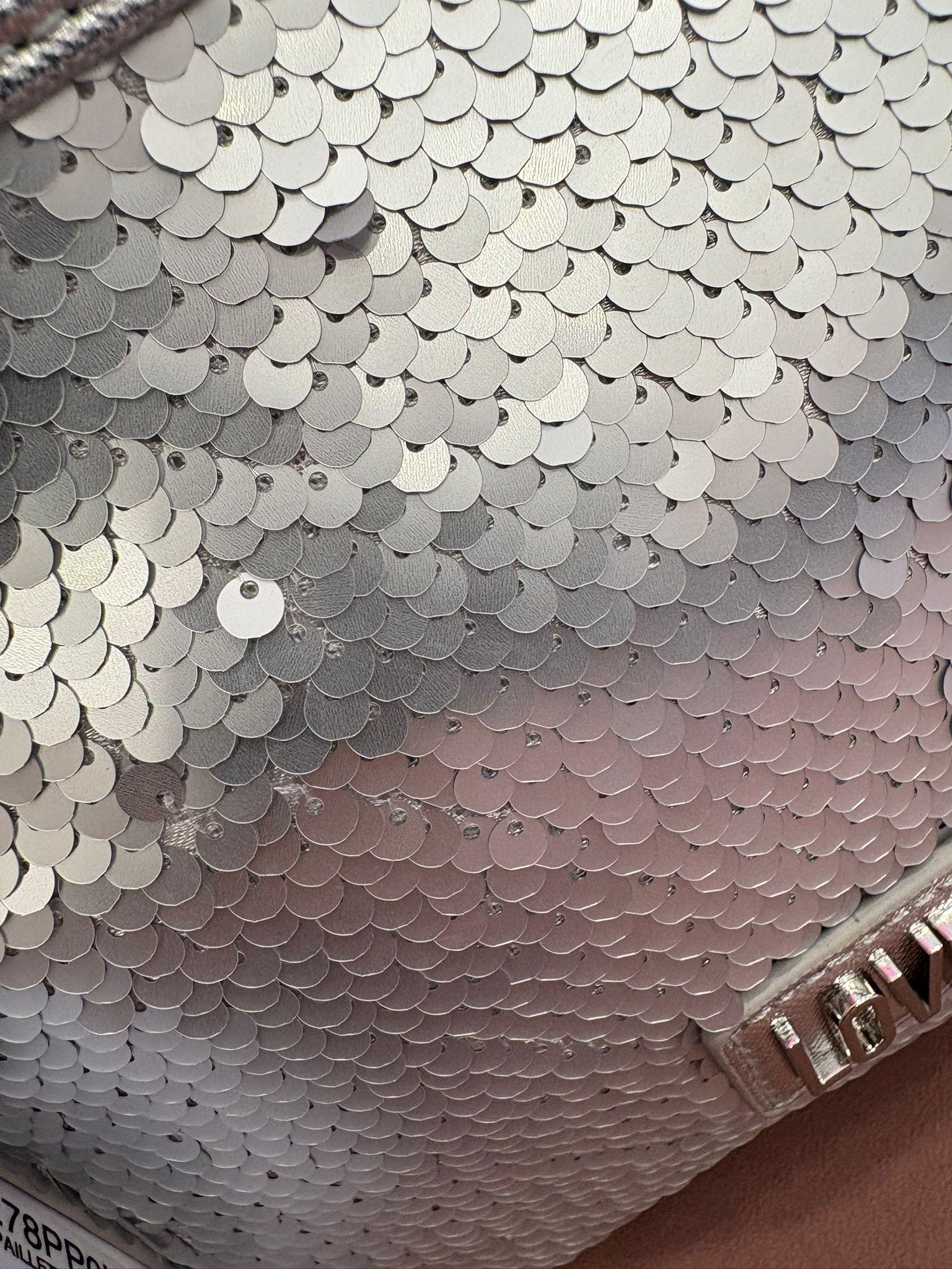 Pochette Love Moschino in Pailettes Argento