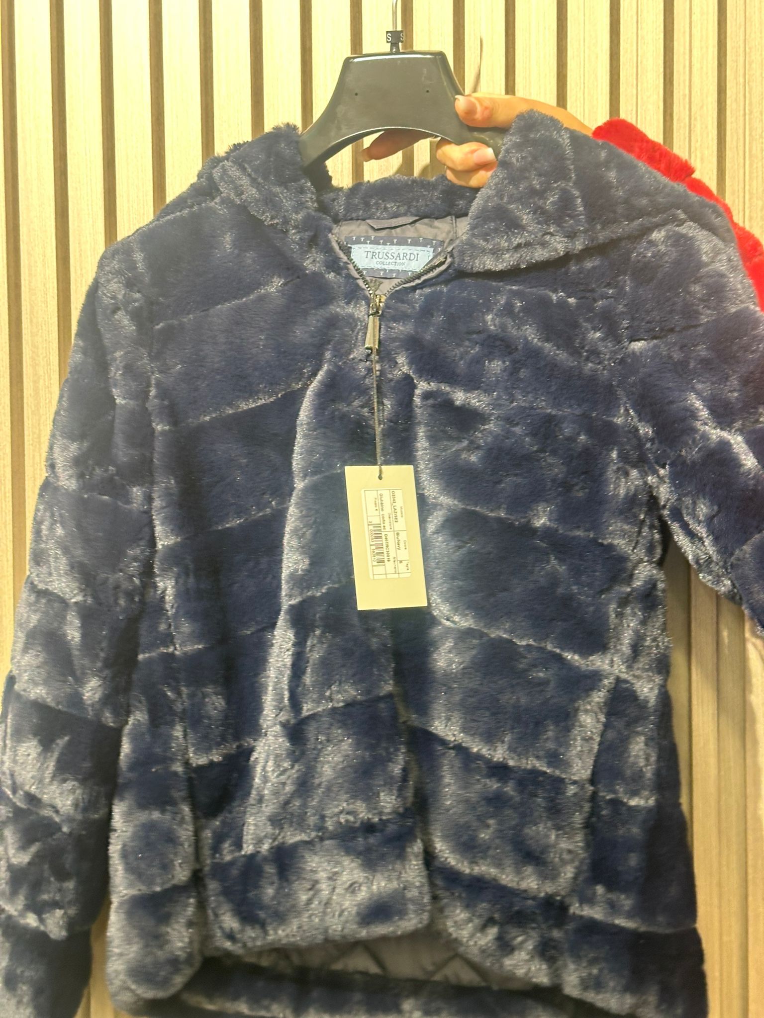 ECOPELLICCIA CORTA TRUSSARDI CON CAPPUCCIO