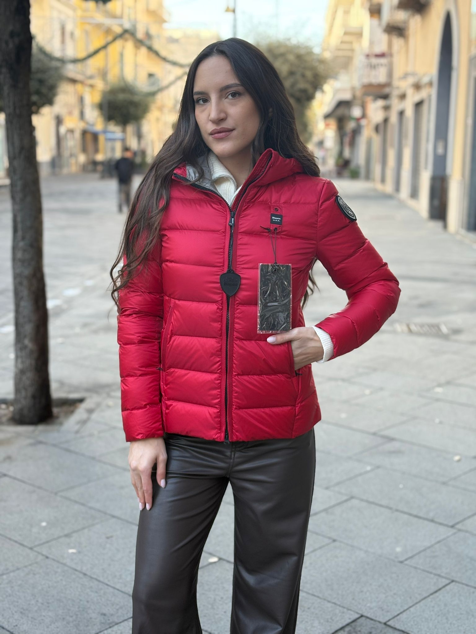 Piumino Blauer Corto con logo sulla spalla