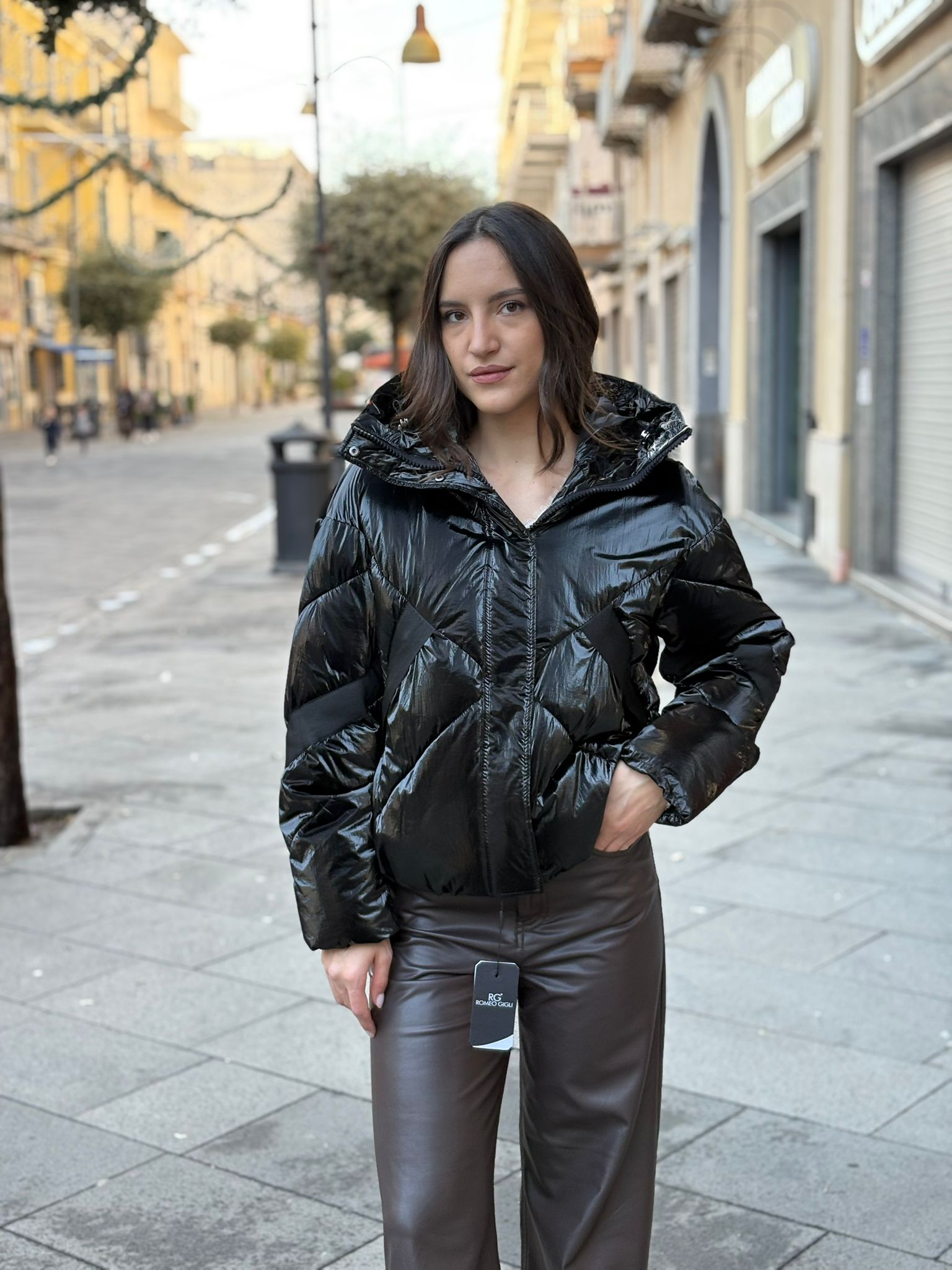 Piumino Romeo Gigli Nero con Cappuccio