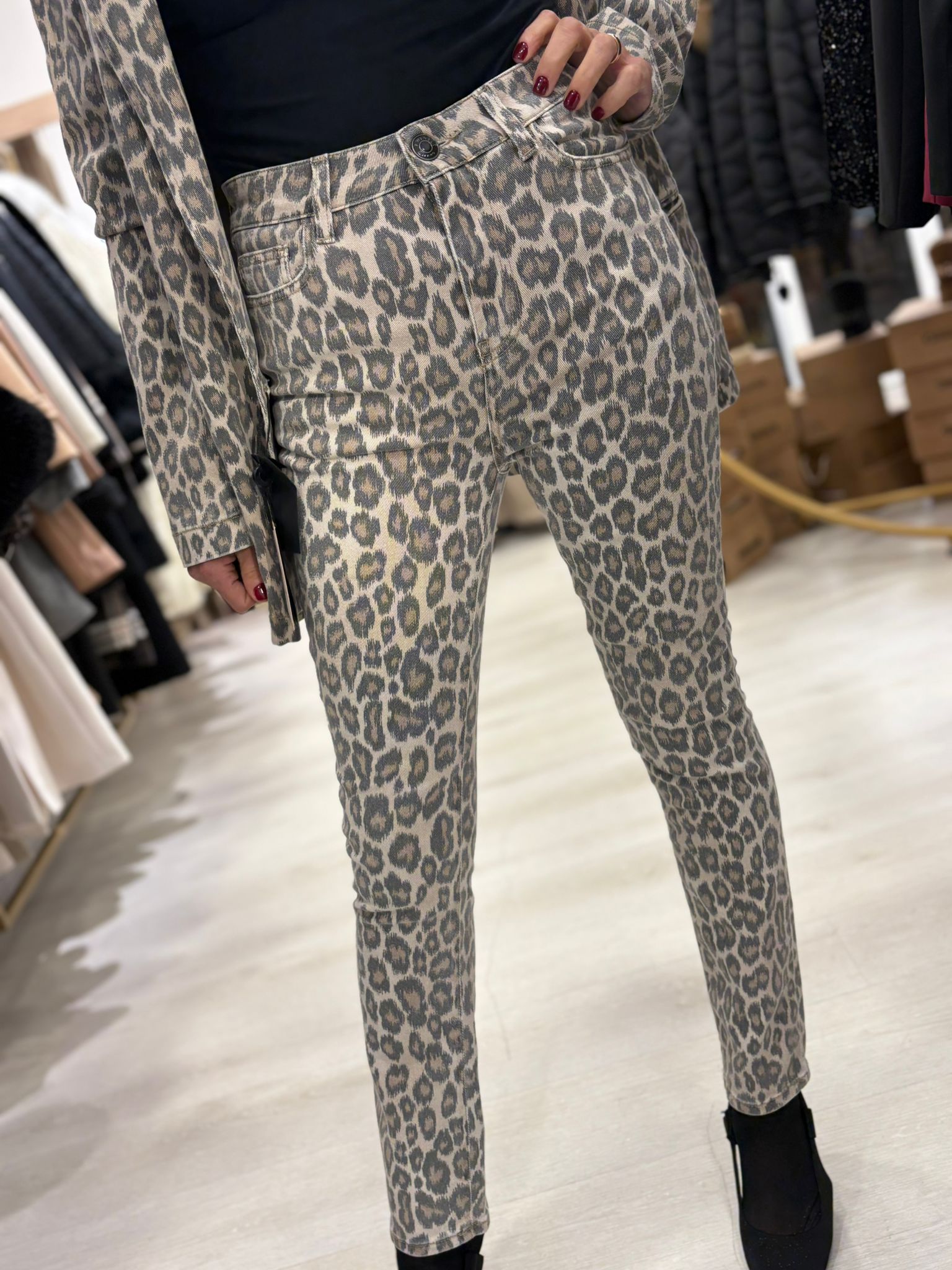 Pantalone Twinset stretto fantasia