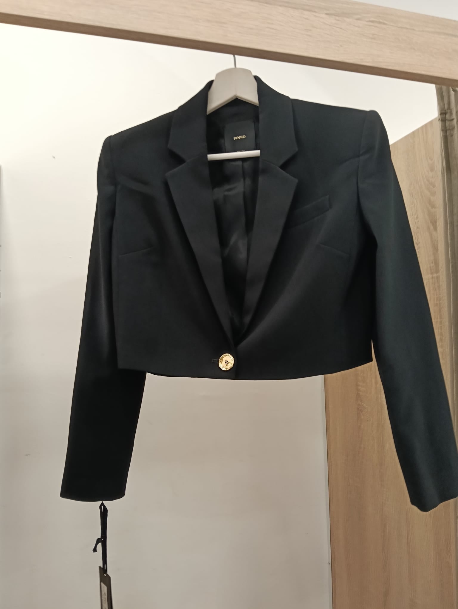 Giacchino Pinko modello giacca