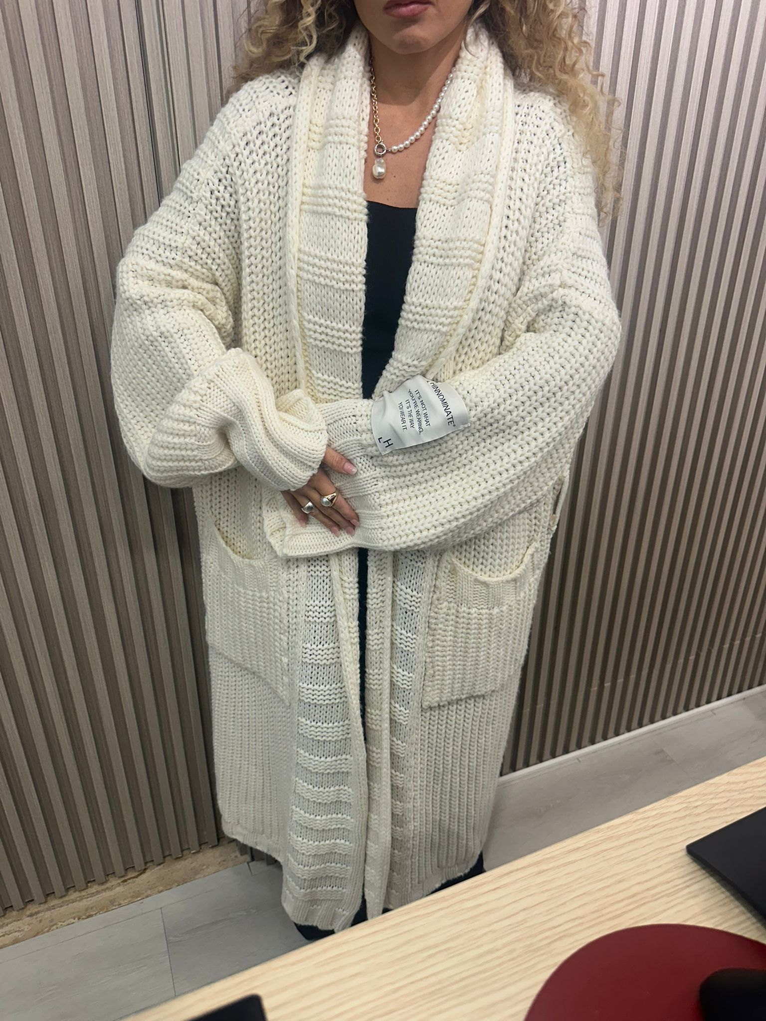 CARDIGAN HINNOMINATE CON TARGA BIANCO