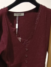 Maglietta Elsa M con Scollo a V