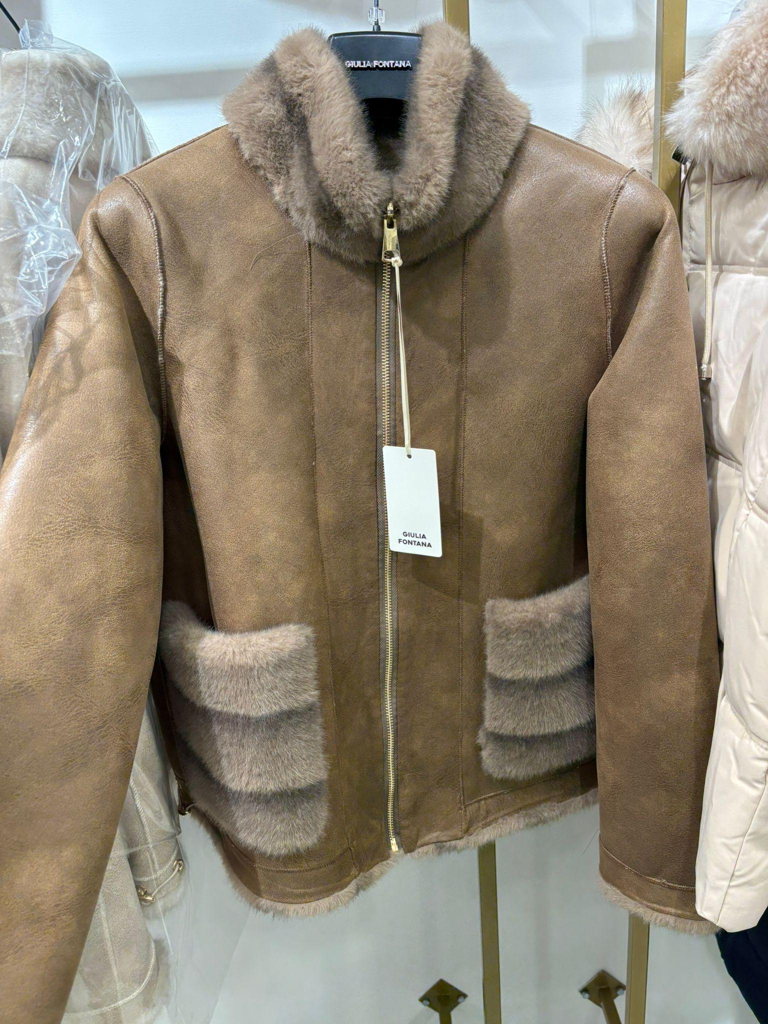 Montone Giulia Fontana Doubleface: giacca ecopelle e pelliccia