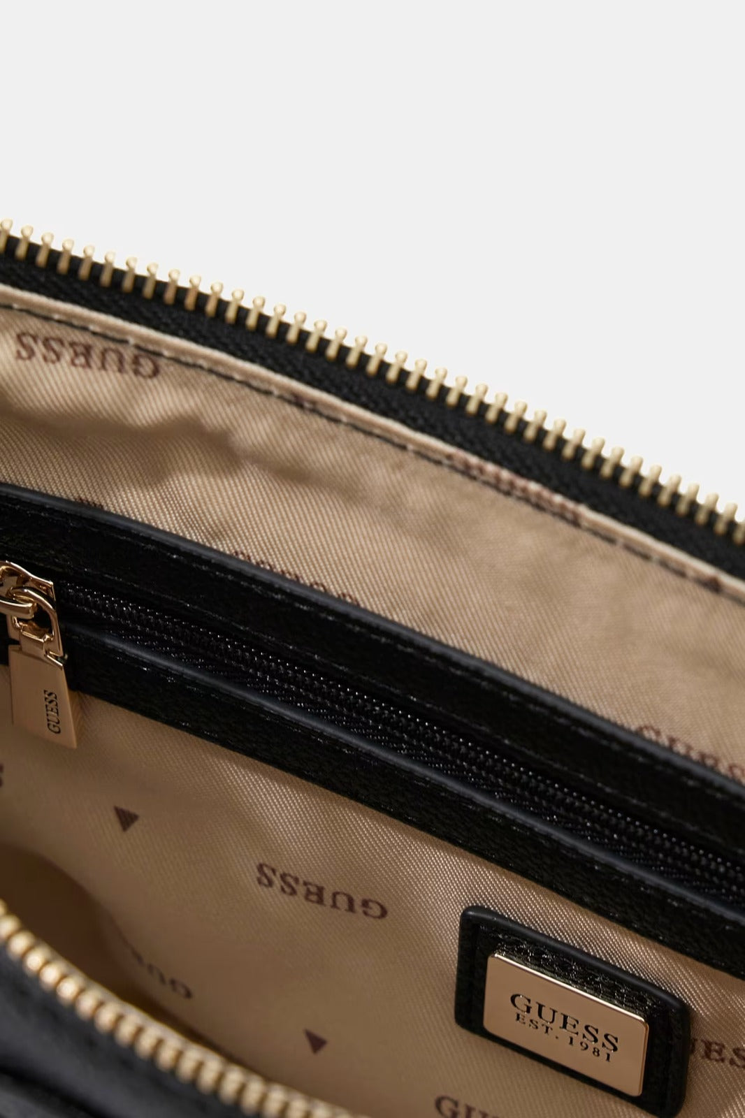BORSA GUESS DONNA A SPALLA ISOLA NERA