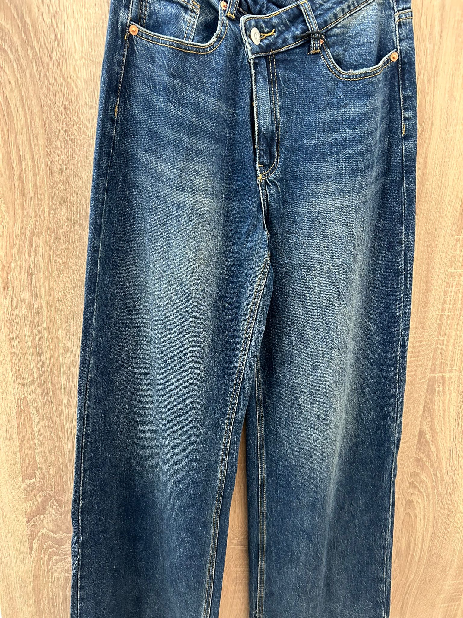 Jeans Rama taglio trasversale modello largo